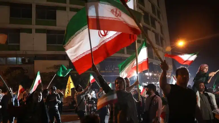 Иран билігі АҚШ пен Израильді елдегі жағдайды ушықтырды деп айыптады