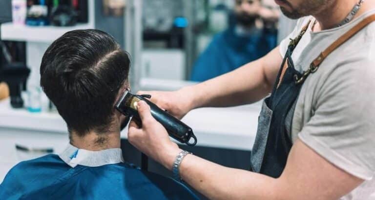 Шаштараздар таңғалып жатыр: жасанды интеллект шаш қия бастады