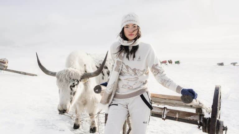 Моңғол атлеттерінің қысқы Олимпиада киімі көпшілікті тәнті етті (фото)