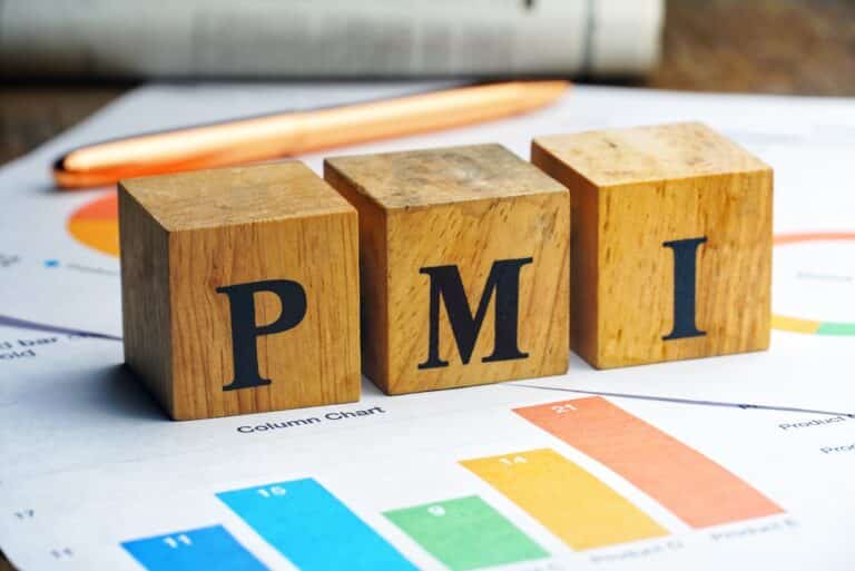Индекс PMI вырос, но оптимизм бизнеса упал до уровня карантина