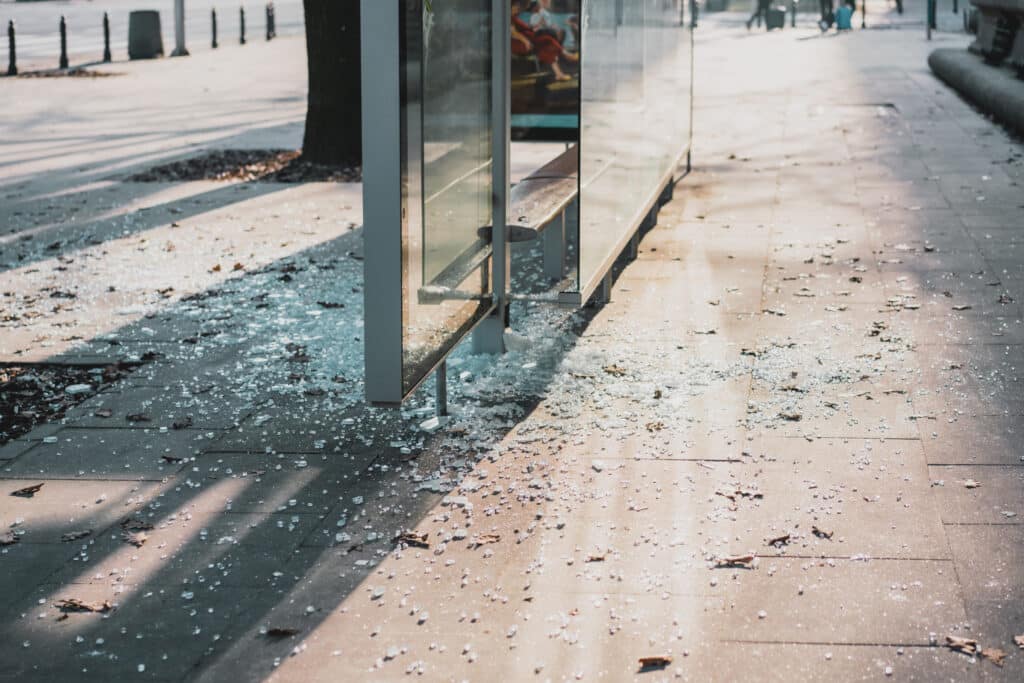 Шымкентте ер адам 16-қабаттан құлап қайтыс болды