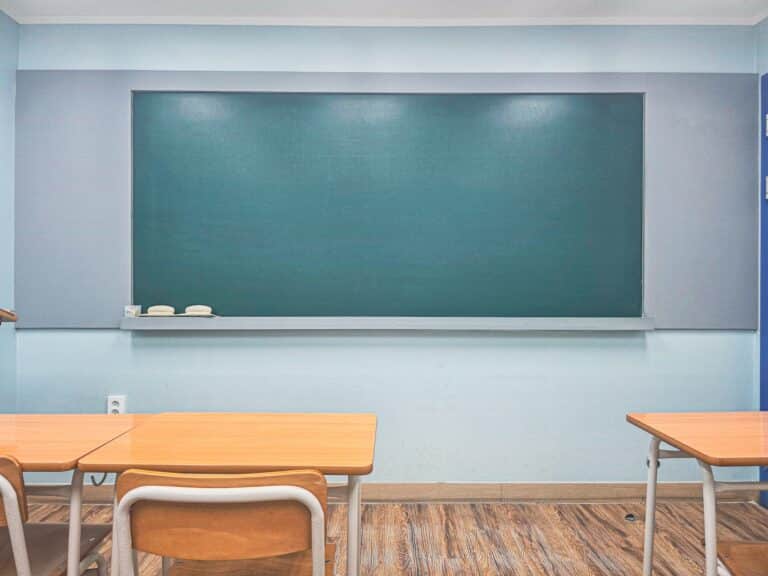 Китай построит в Казахстане колледж