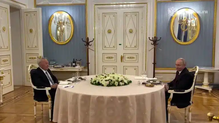 Токаев прокомментировал встречу Назарбаева с Путиным