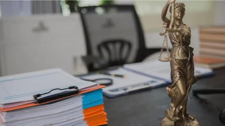 Отец ученицы элитной школы QSI попросил заменить следователя по делу