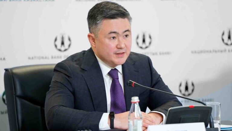 Ұлттық банк базалық мөлшерлемені неге жоғары деңгейде ұстап отыр