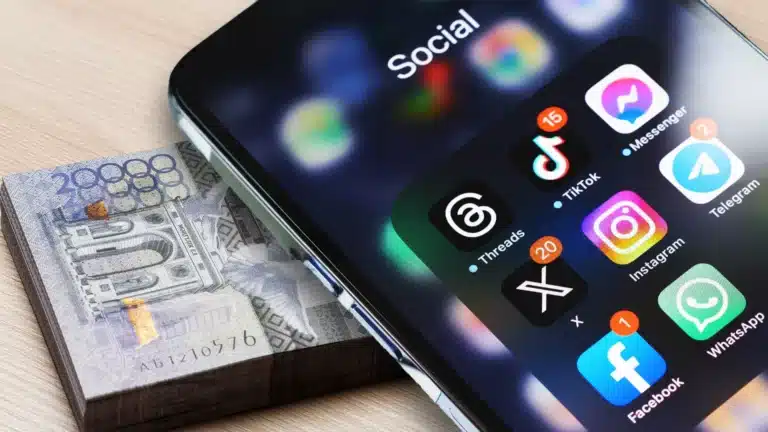 Әлеуметтік желіде заңсыз ұтыс ойынын ұйымдастырған 121 адам заң алдында жауап береді