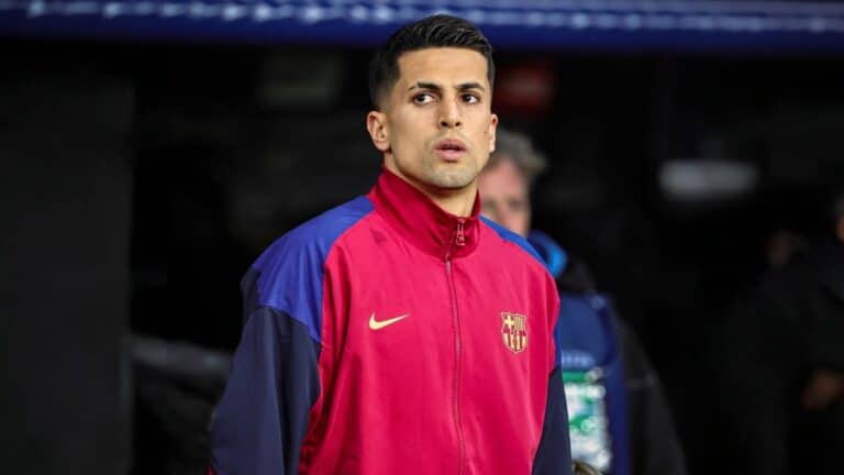 Спустя полтора года Жоау Канселу вновь присоединяется к «Барселоне» на правах аренды