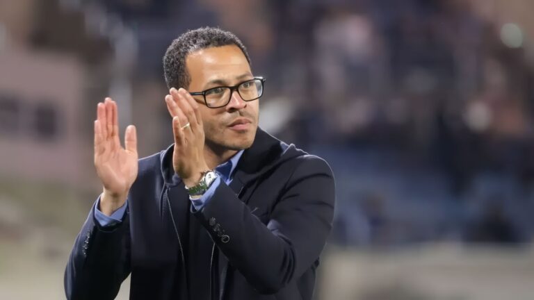 Уволенного из «Челси» итальянца Мареску заменит английский тренер Лиам Росеньор