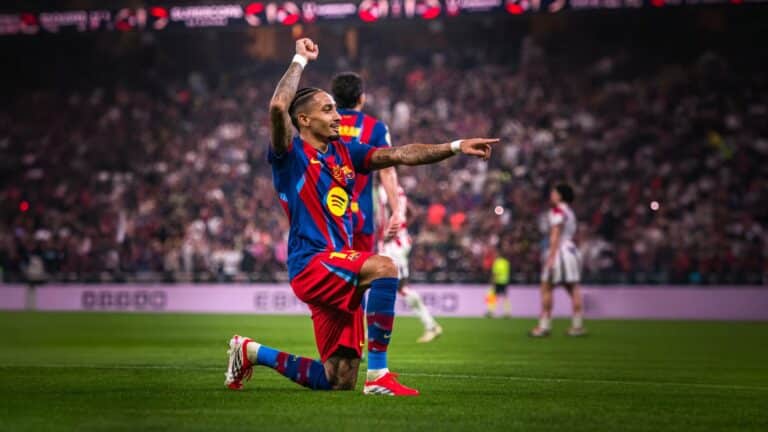 Дубль и ассист Рафиньи вывели «Барселону» в финал Суперкубка Испании