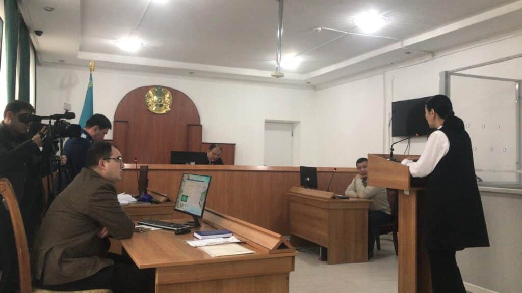 Жетісай соты әкесін ұрып-соққан тұрғынның ісін қарап жатыр