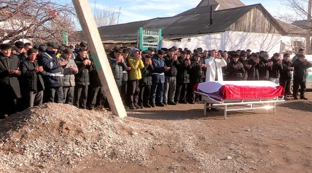 Кісі қолынан қаза тапқан Нұрайдың жаназасында жағдайдың жаңа мән-жайы айтылды (видео)