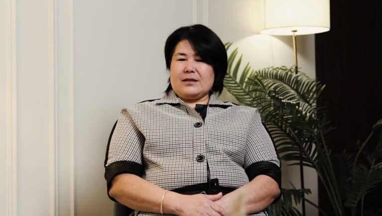 Желіде танылған «комиссионка» сатушысы дүкенін сатқалы  жатыр