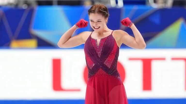 Самоделкина стала 9-й по итогам короткой программы на чемпионате четырех континентов