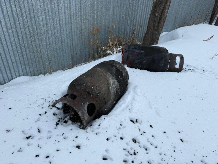 В центре Караганды взорвался газовый баллон: трое в реанимации