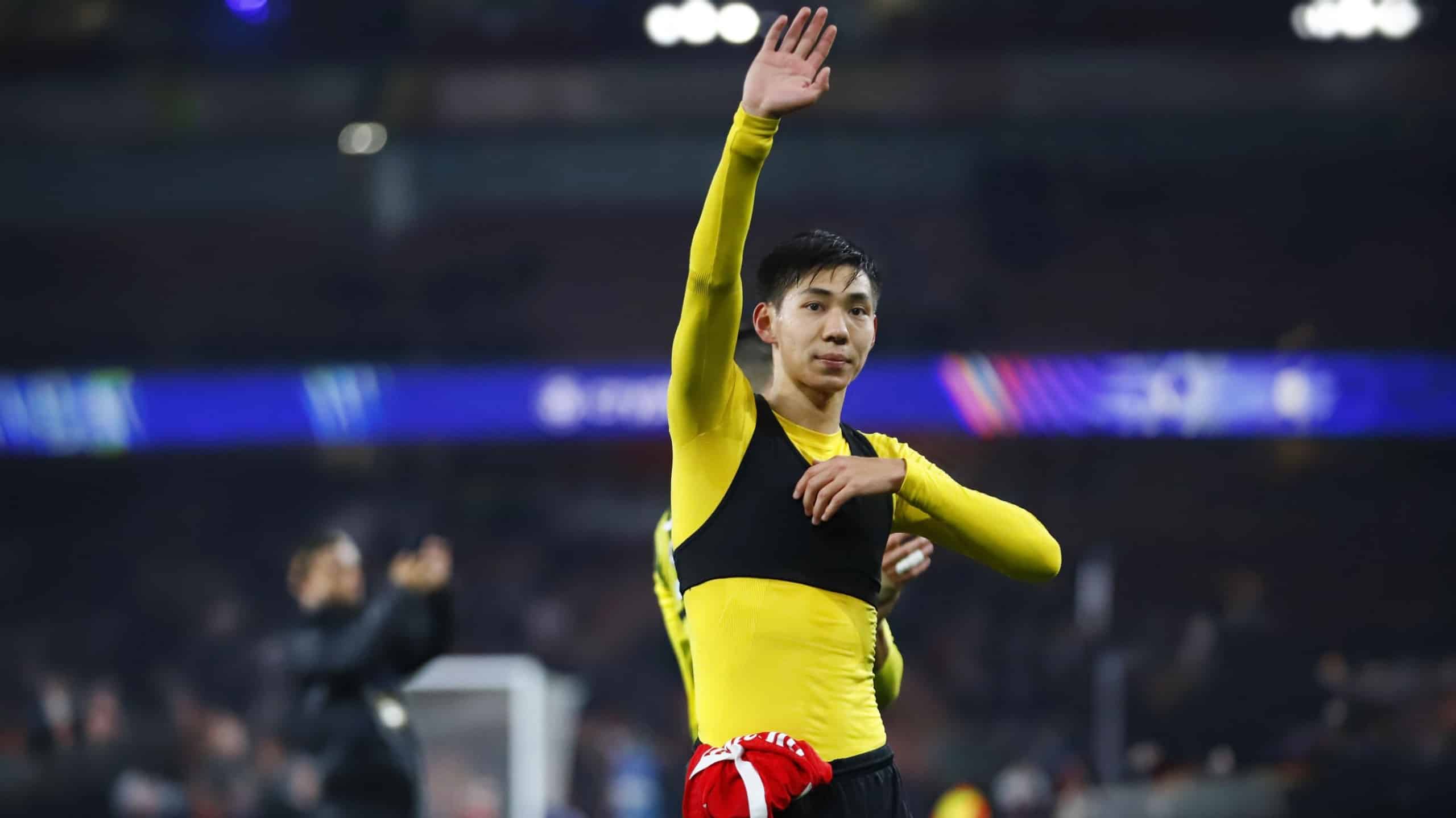 «Кайрат» завершил выступление в Лиге чемпионов, минимально уступив «Арсеналу» в Лондоне (2:3). Полузащитник алматинского коллектива Дамир Касабулат подвел итоги вчерашней игры.