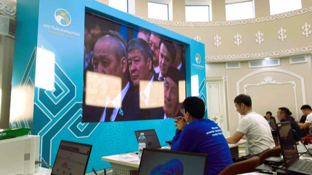 Саяси реформа талқыланатын Ұлттық Құрылтай съезі басталды