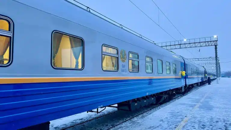 Три дополнительных поезда запустят на Наурыз в Казахстане