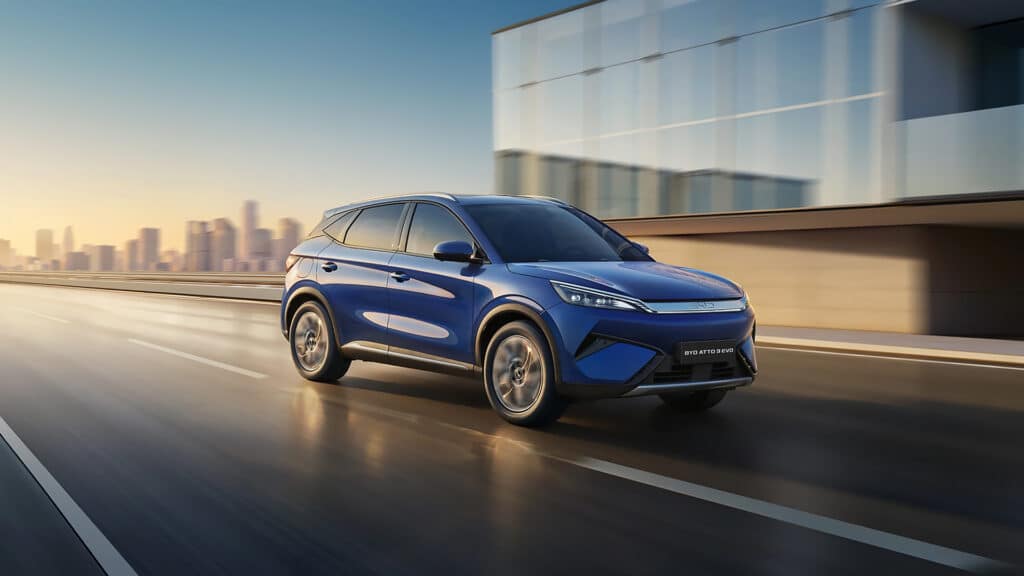 Новый BYD Atto 3 Evo разгоняется до сотни за 3,9 секунды