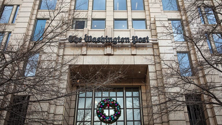 Washington Post газеті дағдарыста: басылым қызметкерлерін қысқартып жатыр