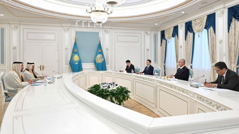 Токаев обсудил с катарским владельцем Tele2 и Bereke Bank газовые проекты