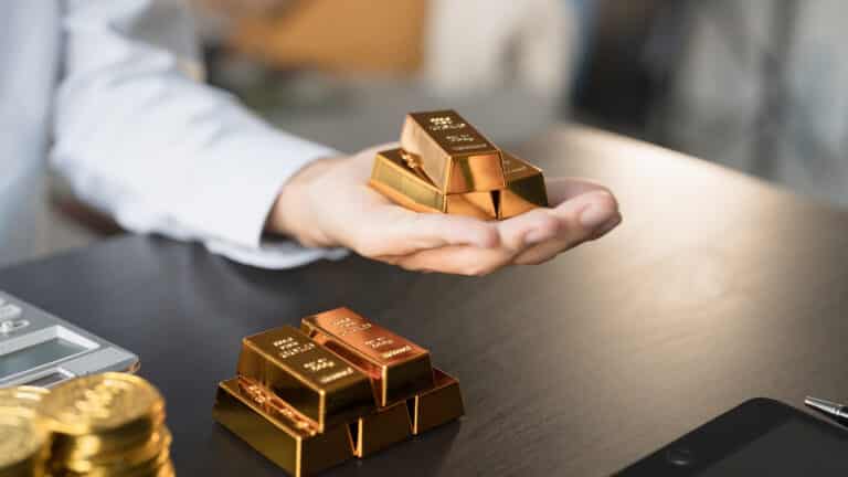 Автоматы по продаже золотых слитков хотят установить в Таджикистане