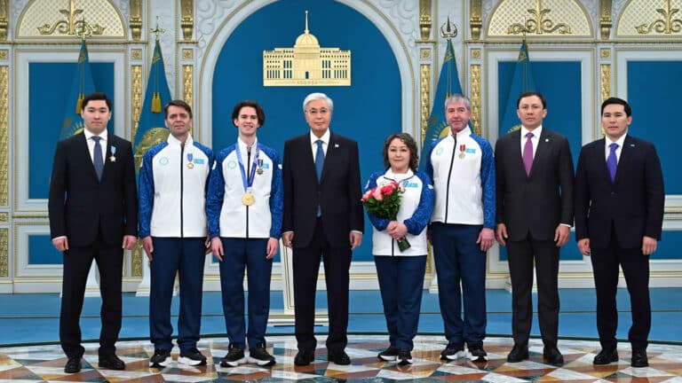 Токаев отметил роль отца Шайдорова, Головкина и Урманова в победе на Олимпиаде