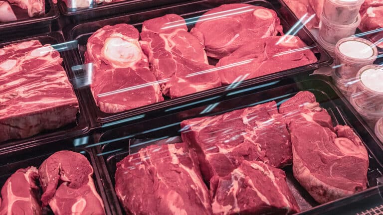 Глава МСХ назвал «справедливую» цену на говядину в Казахстане