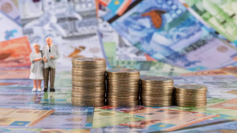 Только один управляющий пенсиями казахстанцев смог превзойти инфляцию