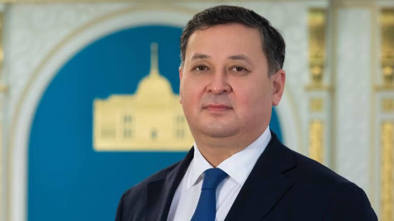 Токаев дал новые полномочия Мурату Нуртлеу и Асету Иргалиеву