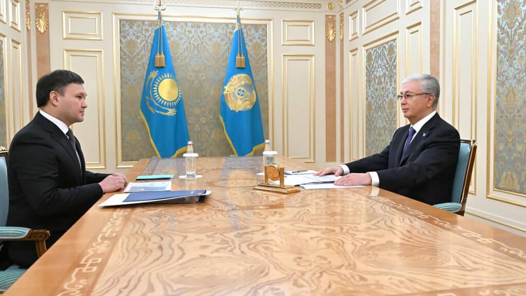 Более $900 млн инвестирует «КазМунаГаз» в бурение скважин/Акорда, бильд-редактор Серикжан Ковланбаев