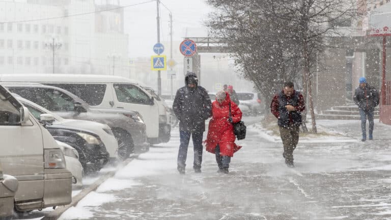 Штормовая погода сохранится в Казахстане на выходных