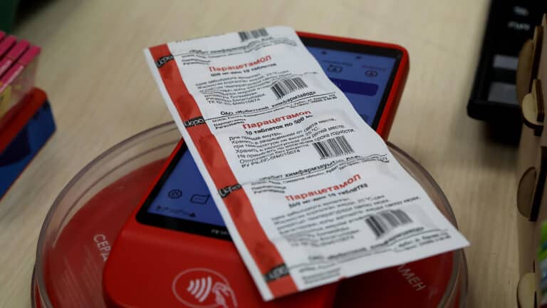 В Казахстане снизились цены на половину лекарств - Минздрав