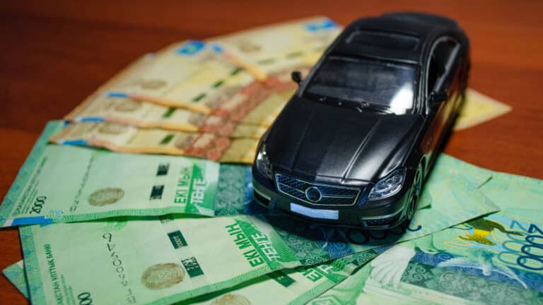 Новый налог на роскошь оценили казахстанские автоэксперты