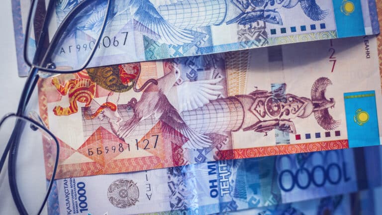 Госшколы Алматы получат еще 10 млрд тенге на фоне проверок частных организаций