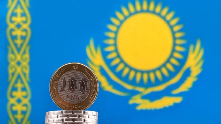 В Конституции предложили отразить экономическую самостоятельность Казахстана