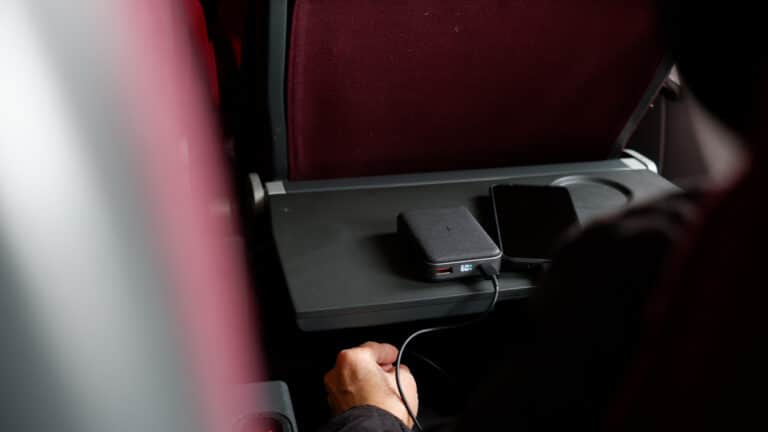 Japan to tighten in-flight power bank use rules