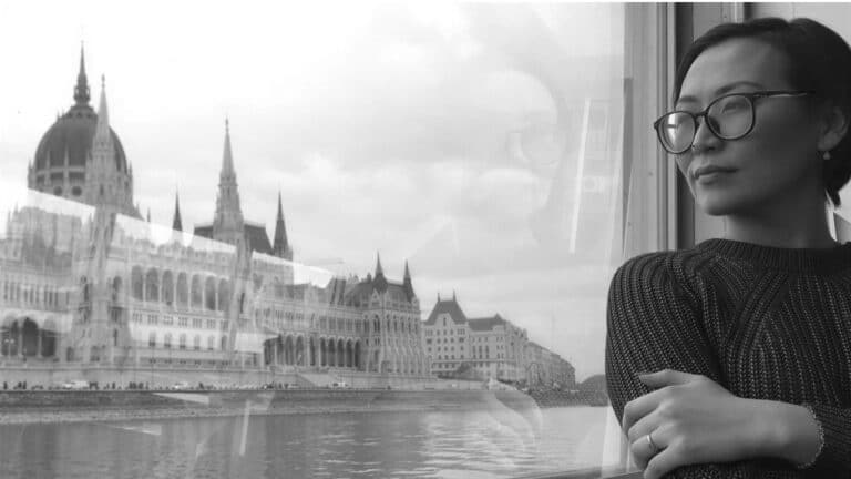 В России взяли на контроль дело об убийстве экс-судьи Айгуль Сайлыбаевой