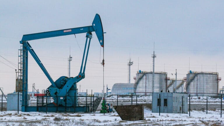 Миллионер из Казахстана оказался в центре нефтяного конфликта с ВТБ в России