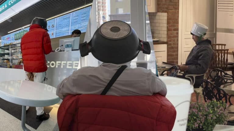 Загадочные люди с кастрюлями на головах озадачили Казнет