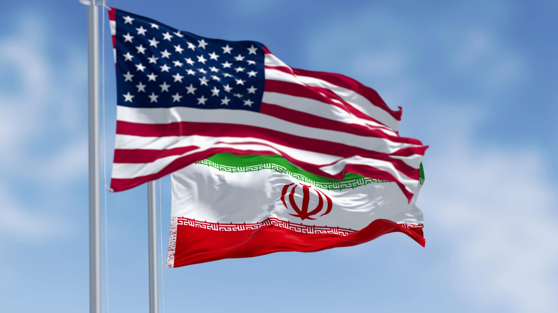 США и Иран обменялись угрозами перед переговорами о ядерном оружии