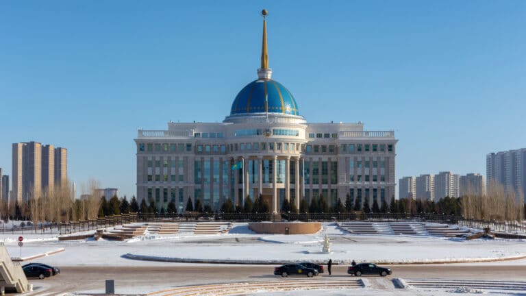 Бюджет Астаны увеличили на 80 млрд тенге за счет бизнеса