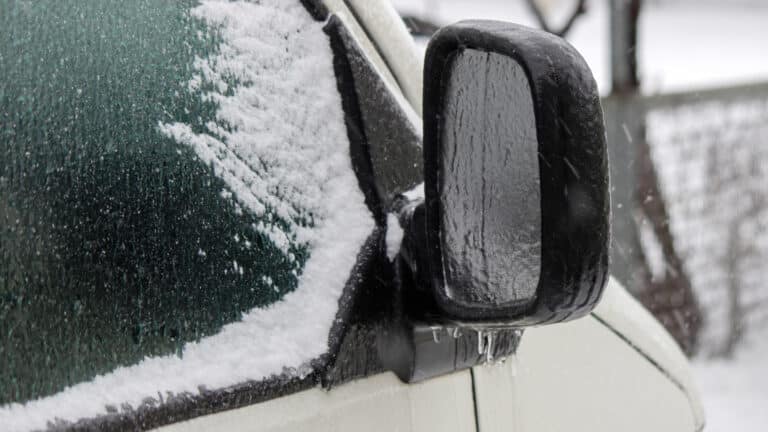 Почти 40-градусные морозы ждут казахстанцев в ближайшие дни