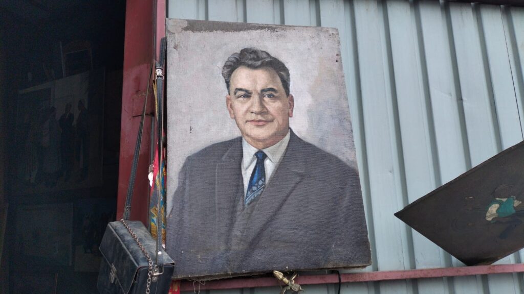 Қонаевтың портреті де бар / фото: Шадияр Өстемір