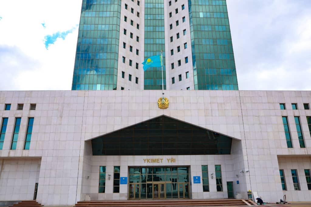 Үкімет отырысы тікелей эфирден көрсетілмейтін болды