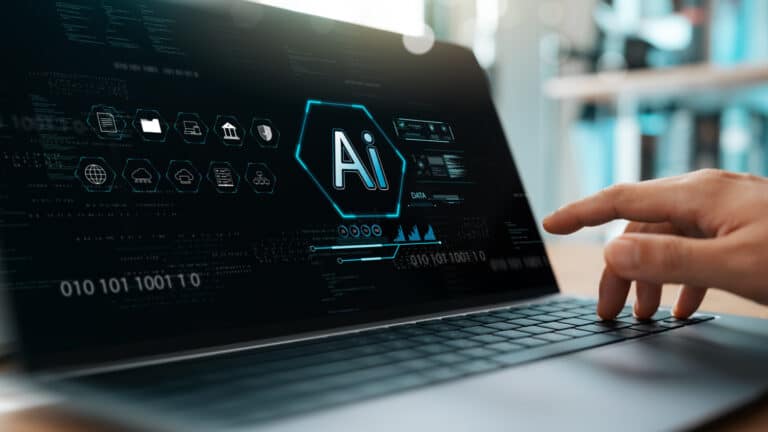 Для внедрения ИИ в Казахстане не хватает данных, заявил Мадиев