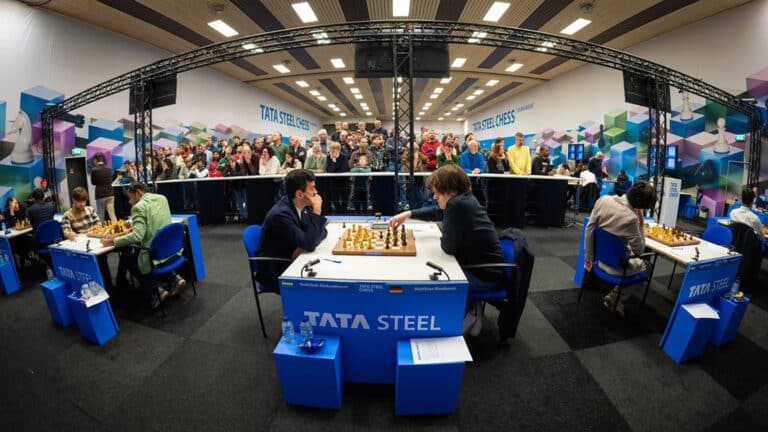 Абдусатторов и Вудворд победили в Вейк-ан-Зее, Асаубаева – в топ-5