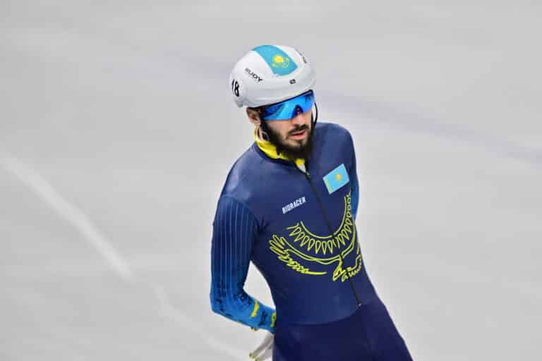 Денис Никиша не попал в четвертьфинал на дистанции 1000 м на ОИ-2026