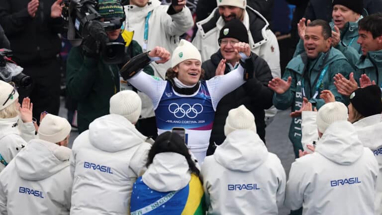 Бразилия догнала Казахстан по медалям – ОИ-2026, 14 февраля