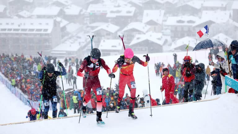 Испания в горах обходит Казахстан, США побеждает в хоккее – ОИ-2026, 18 февраля