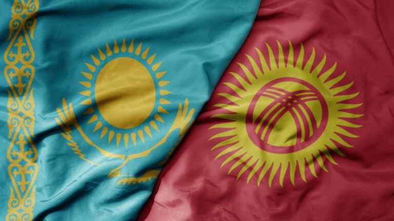 Депутат из Кыргызстана просит увеличить срок пребывания в Казахстане